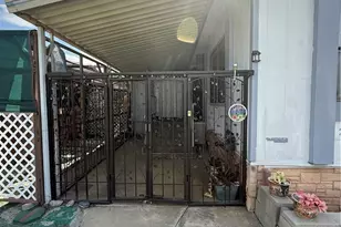 26090 Ivory Palm Dr, Homeland, CA 92548 - Photo 4