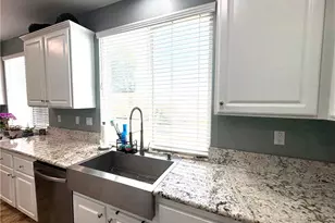 29095 Blue Moon Dr, Menifee, CA 92584 - Photo 12