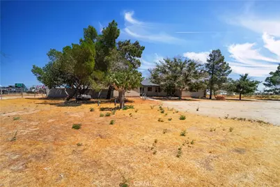 8327 W Avenue I, Lancaster, CA 93536 - Photo 2