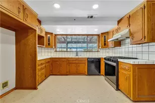 8327 W Ave I, Lancaster, CA 93536 - Photo 6