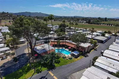 25521 N Lincoln Avenue #4, Hemet, CA 92544 - Photo 24