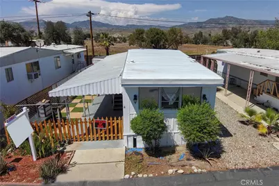 25521 N Lincoln Avenue #4, Hemet, CA 92544 - Photo 2