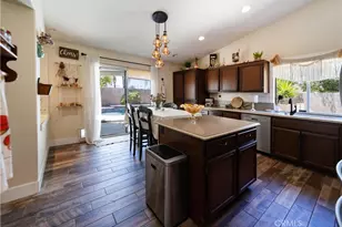 35979 Green Parrot, Wildomar, CA 92595 - Photo 14