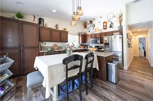 35979 Green Parrot, Wildomar, CA 92595 - Photo 18