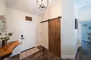 35979 Green Parrot, Wildomar, CA 92595 - Photo 8