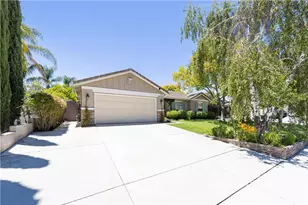 35979 Green Parrot, Wildomar, CA 92595 - Photo 6