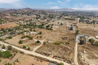 25661 Waldon, Menifee, CA 92584 - Photo 4