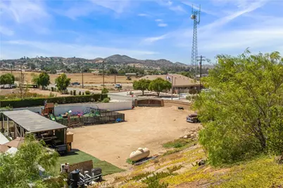 32516 Hayden Rd, Menifee, CA 92584 - Photo 68