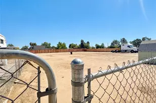 28111 Ellis Ave, Menifee, CA 92585 - Photo 4