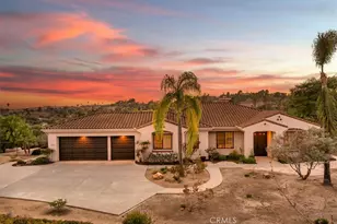 3927 Limber Pine, Fallbrook, CA 92028 - Photo 2