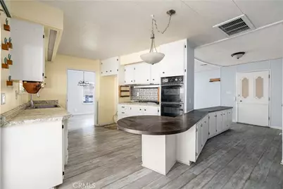 975 California, Calimesa, CA 92320 - Photo 16