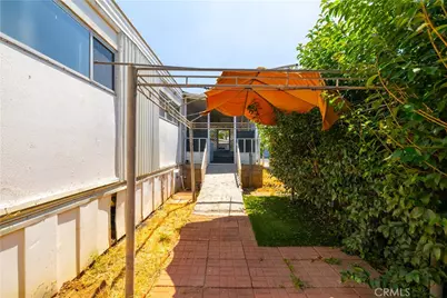 975 California, Calimesa, CA 92320 - Photo 28