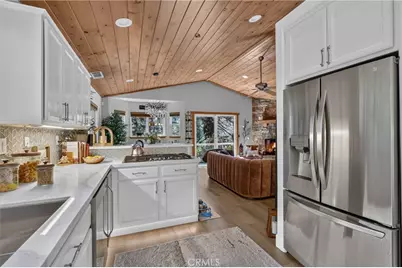 676 Lake, Lake Arrowhead, CA 92352 - Photo 20