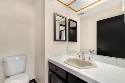 8932 McLennan, Northridge, CA 91343 - Photo 18