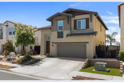 38496 Windingwalk, Murrieta, CA 92563 - Photo 2
