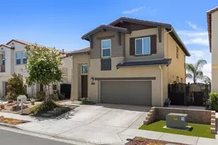 38496 Windingwalk, Murrieta, CA 92563 - Photo 2
