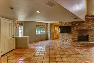 16287 Maricopa Ln, Apple Valley, CA 92307 - Photo 2