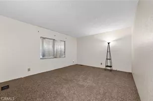 1300 W Menlo Ave, Hemet, CA 92543 - Photo 16