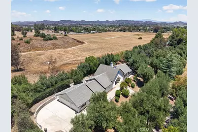 42761 Juniper, Murrieta, CA 92562 - Photo 46