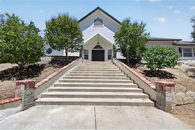 42761 Juniper, Murrieta, CA 92562 - Photo 2