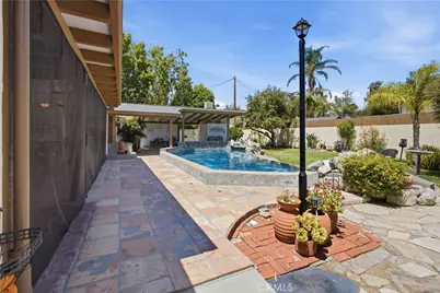 3151 Pepper Tree, San Bernardino, CA 92404 - Photo 4
