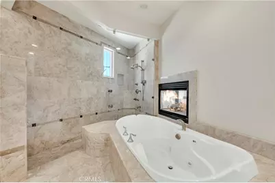 22166 W San Joaquin Drive, Canyon Lake, CA 92587 - Photo 36
