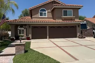 9685 Pebble Brook Dr, Moreno Valley, CA 92557 - Photo 2