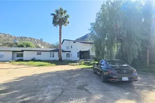 2100 S State, Hemet, CA 92543 - Photo 1