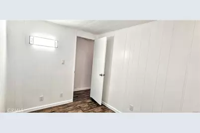 2100 S State, Hemet, CA 92543 - Photo 26