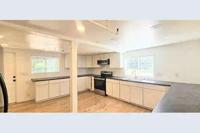 2100 S State, Hemet, CA 92543 - Photo 16