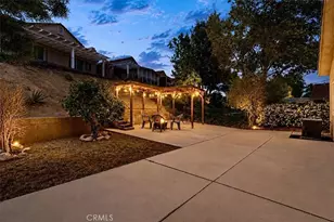 943 Torino, San Jacinto, CA 92583 - Photo 4
