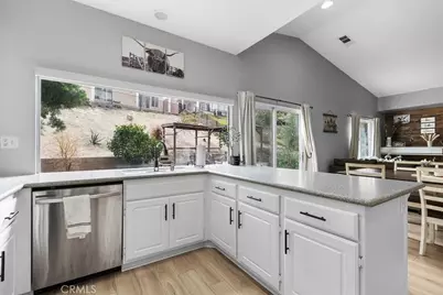 943 Torino, San Jacinto, CA 92583 - Photo 20