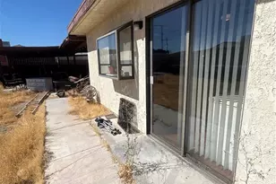 37111 Torres, Barstow, CA 92311 - Photo 18