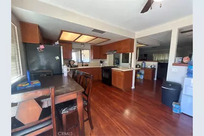 37111 Torres, Barstow, CA 92311 - Photo 4