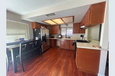 37111 Torres, Barstow, CA 92311 - Photo 6