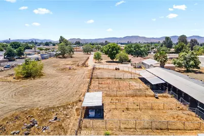1280 N Palm, Hemet, CA 92543 - Photo 62