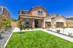 30819 Mountain Ash Cir, Menifee, CA 92584 - Photo 4