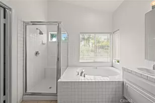 31895 Via Cordoba, Temecula, CA 92592 - Photo 32