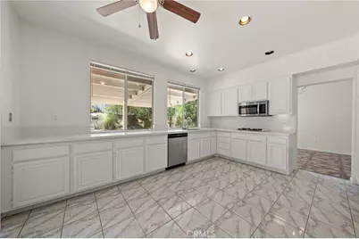 31895 Via Cordoba, Temecula, CA 92592 - Photo 16