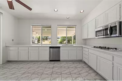 31895 Via Cordoba, Temecula, CA 92592 - Photo 18