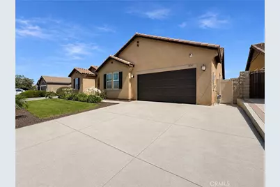 31745 Livingston, Menifee, CA 92584 - Photo 2
