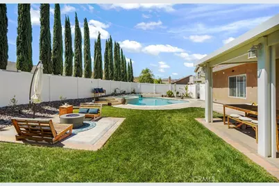 1316 Alabaster, Hemet, CA 92545 - Photo 8
