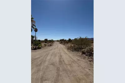 74377 Sunrise, 29 Palms MCB, CA 92277 - Photo 2