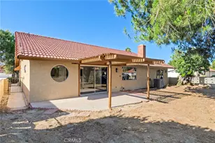 1825 Flame Tree, Hemet, CA 92545 - Photo 16