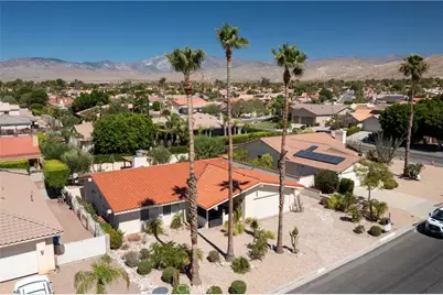 9869 Warwick, Desert Hot Springs, CA 92240 - Photo 32