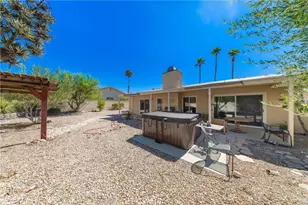 9869 Warwick, Desert Hot Springs, CA 92240 - Photo 30