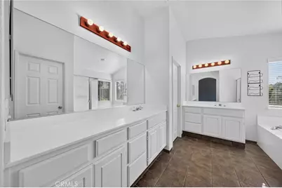 27860 Eucalyptus Street, Murrieta, CA 92563 - Photo 22