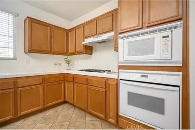 41005 Crimson Pillar Lane, Lake Elsinore, CA 92532 - Photo 8