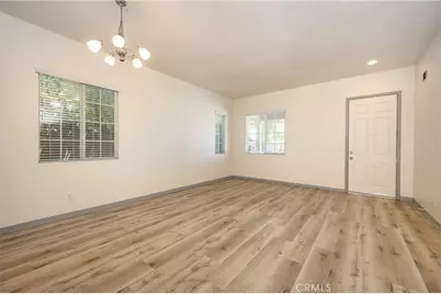 41005 Crimson Pillar Lane, Lake Elsinore, CA 92532 - Photo 4