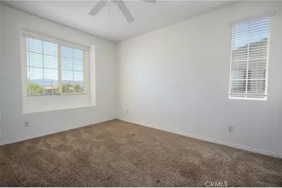 41005 Crimson Pillar Lane, Lake Elsinore, CA 92532 - Photo 16
